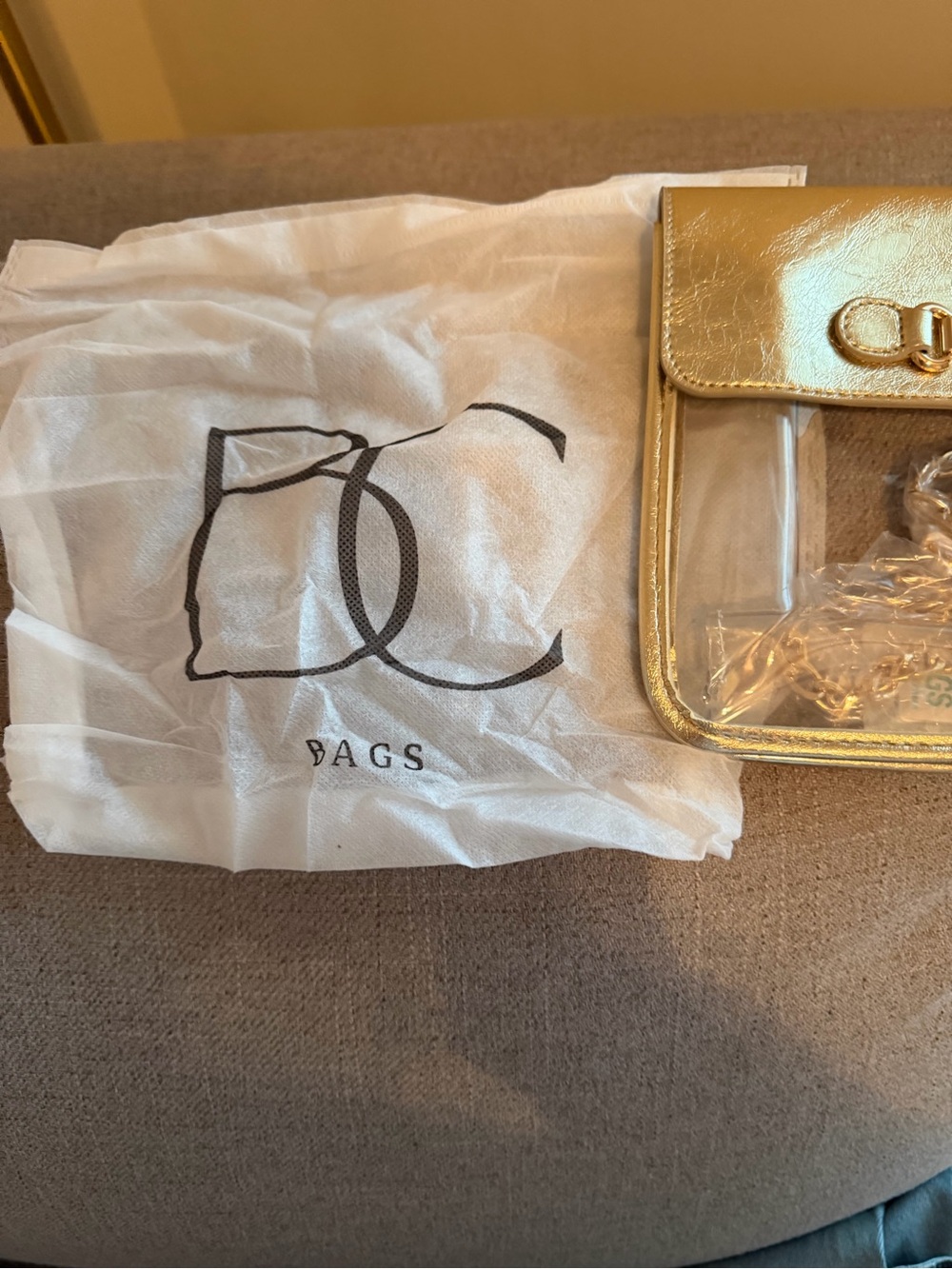 Gold Clear Crossbody Bag with Chain Strap - Picture 5 of 10